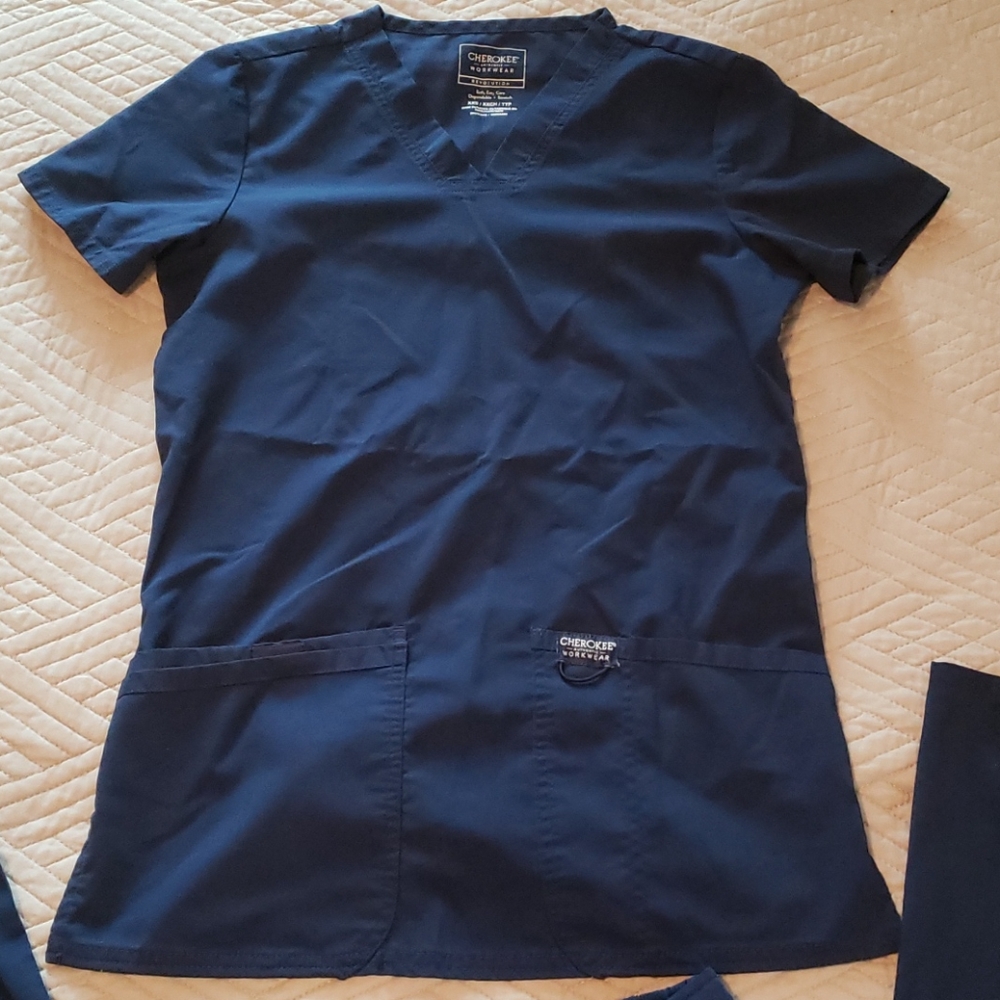 Cherokee Workplace Navy Scrub set